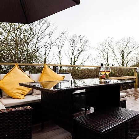 The Woodland Lodge - Wood Fired Hot Tub And Firepit Hambleton Kültér fotó